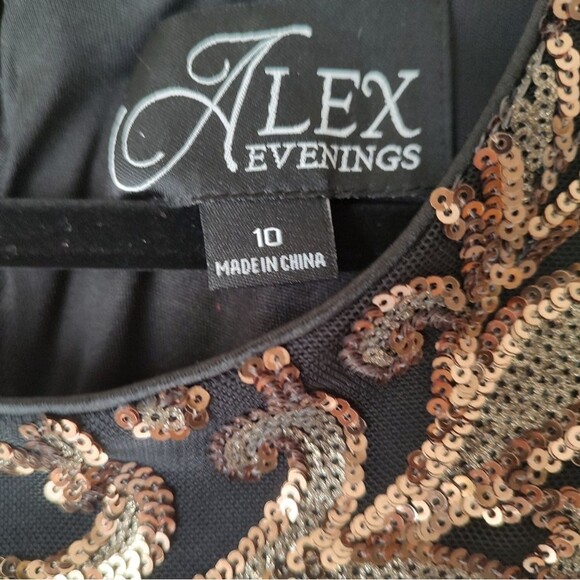 Alex Evenings Black Gold Sleeveless Sequined Formal Gown Size 10 - Picture 5 of 11